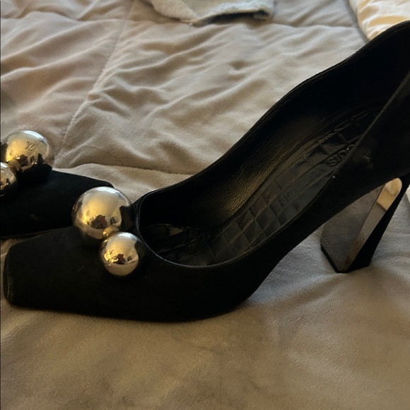 Louis Vuitton Black heels for women - Picture 4 of 9